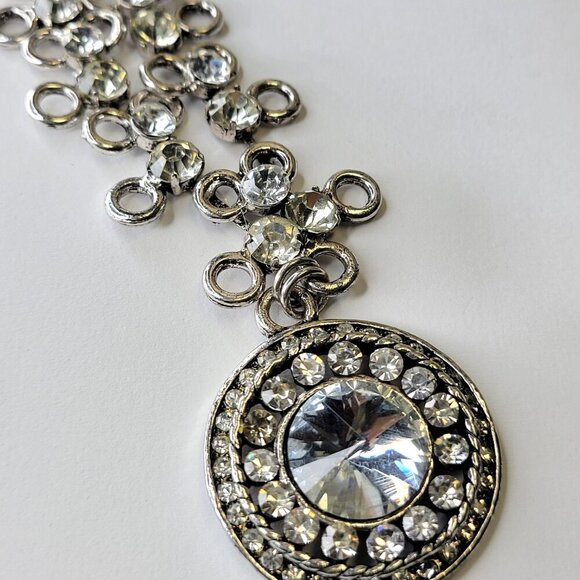 Round Crystal Pendant Necklace - Wedding Prom Bridal Necklace Party Necklace - Picture 5 of 8